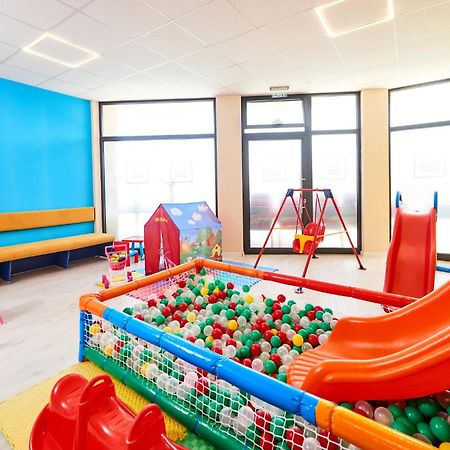 Crotiria Beach - Aparthotel Pomorie Ngoại thất bức ảnh