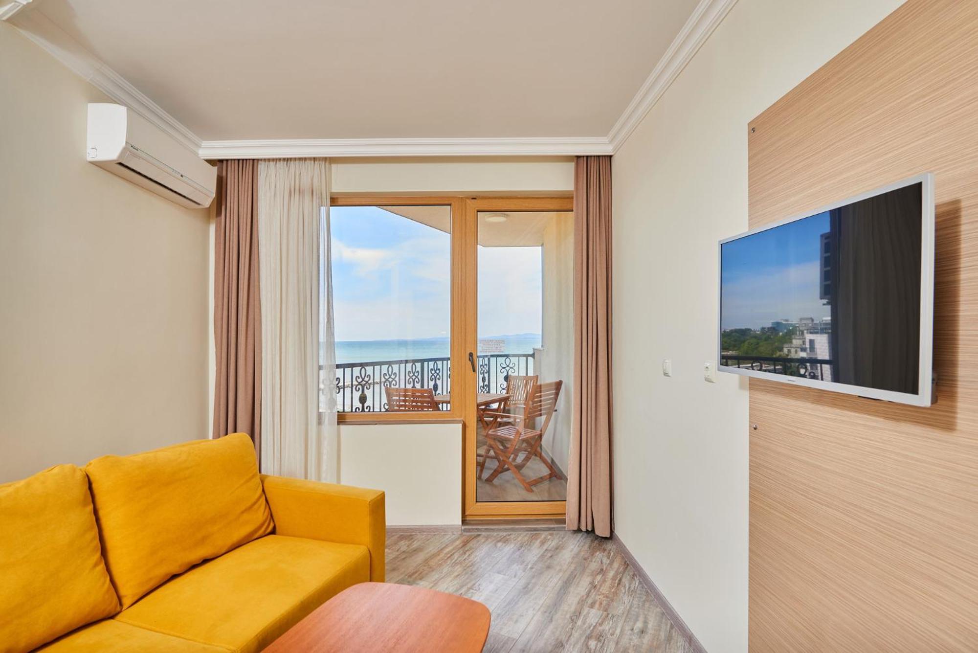Crotiria Beach - Aparthotel Pomorie Ngoại thất bức ảnh